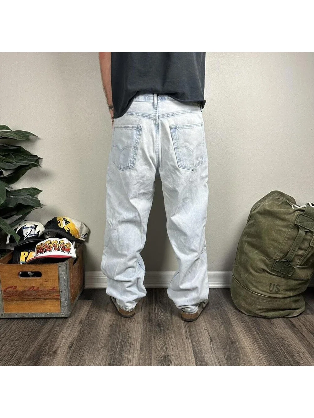 Vintage Levi’s silver tab loose fit light washed baggy denim jeans Mens 36x30
